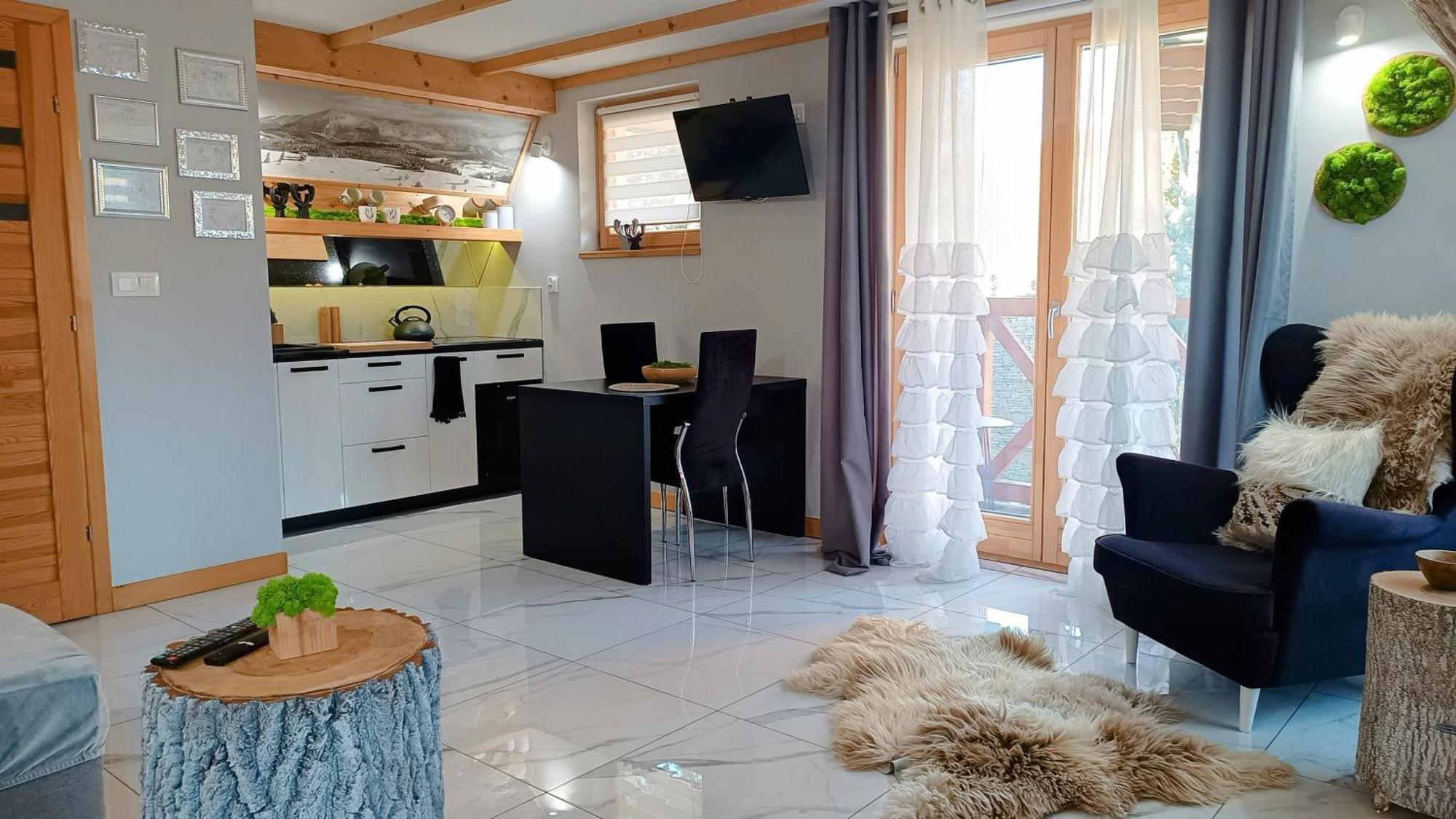 Lux Houses W Domku Tylko Dwa Apartamentyz Jacuzzi Zewnetrznym Gron Exterior photo